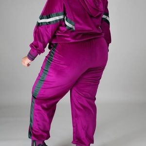 2 Pc Magenta Velour Sweatsuit